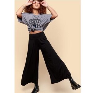 Earthbound Trading Co. Black Barcelona Pants Size L